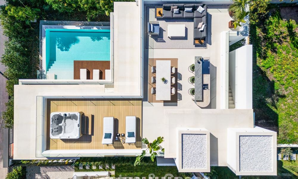 Fantástica villa de nueva construcción, sobre plano, en venta, en una zona de playa de San Pedro - Marbella 66372