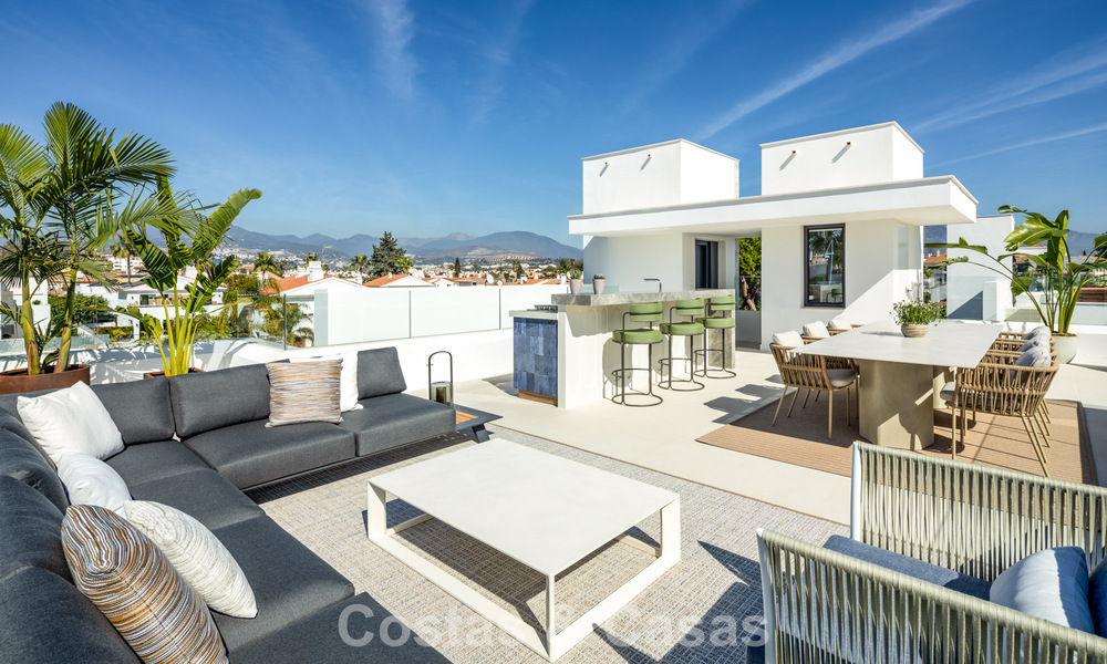 Fantástica villa de nueva construcción, sobre plano, en venta, en una zona de playa de San Pedro - Marbella 66374