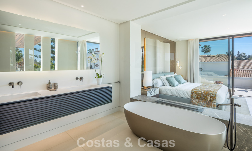 Fantástica villa de nueva construcción, sobre plano, en venta, en una zona de playa de San Pedro - Marbella 66378