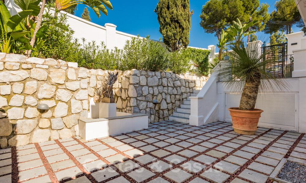 Magnífica villa tradicional andaluza en venta con vistas panorámicas al mar en Benahavis - Marbella 40794