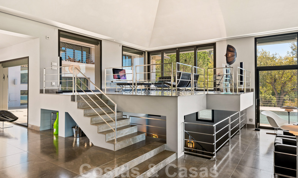 Moderna villa de lujo en venta con un interior de diseño, en el exclusivo complejo La Zagaleta Golf, Benahavis – Marbella 41221