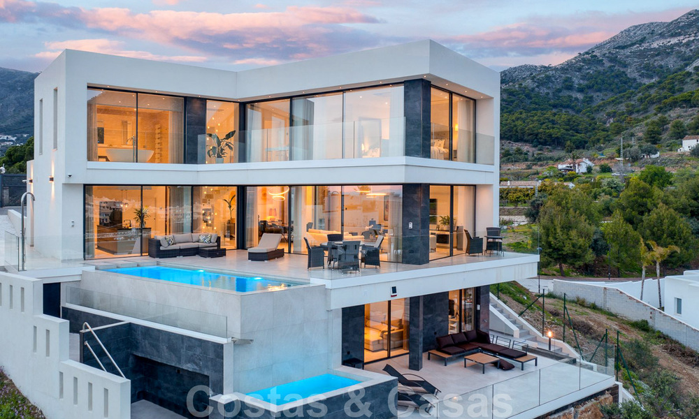 Villa arquitectónica y moderna de lujo en venta en Mijas, Costa del Sol 41951