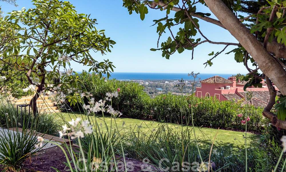 Prestigiosa villa de lujo de estilo mediterráneo en venta con impresionantes vistas panorámicas al mar en Benahavis - Marbella 43508