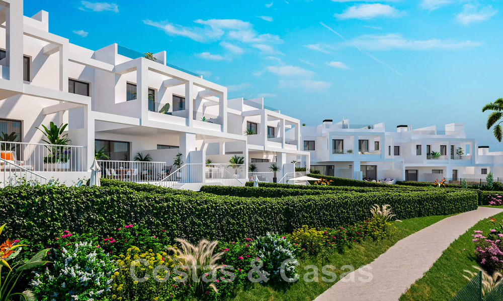 Nuevas y contemporáneas casas adosadas en venta con impresionantes vistas al mar en Manilva, en la Costa del Sol 43327