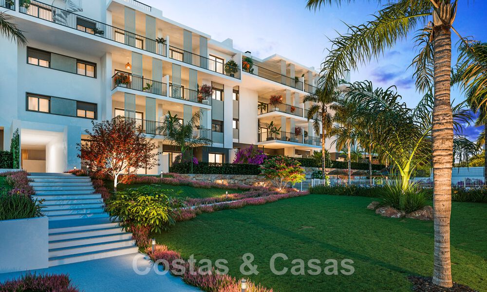 Apartamentos nuevos y modernos a poca distancia de la playa en el centro de Estepona, Costa del Sol 43934