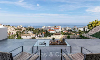 Nueva villa de diseño modernista en venta con fenomenales vistas al mar a poca distancia de la playa en Benalmádena, Costa del Sol 44581 