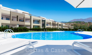 Nuevos apartamentos contemporáneos de lujo en venta con vistas al mar a poca distancia de la playa en Casares, Costa del Sol 44509 