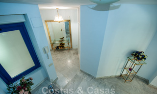 Amplio apartamento en venta con terraza y piscina privada, en segunda línea de playa en el centro de Marbella 44943 
