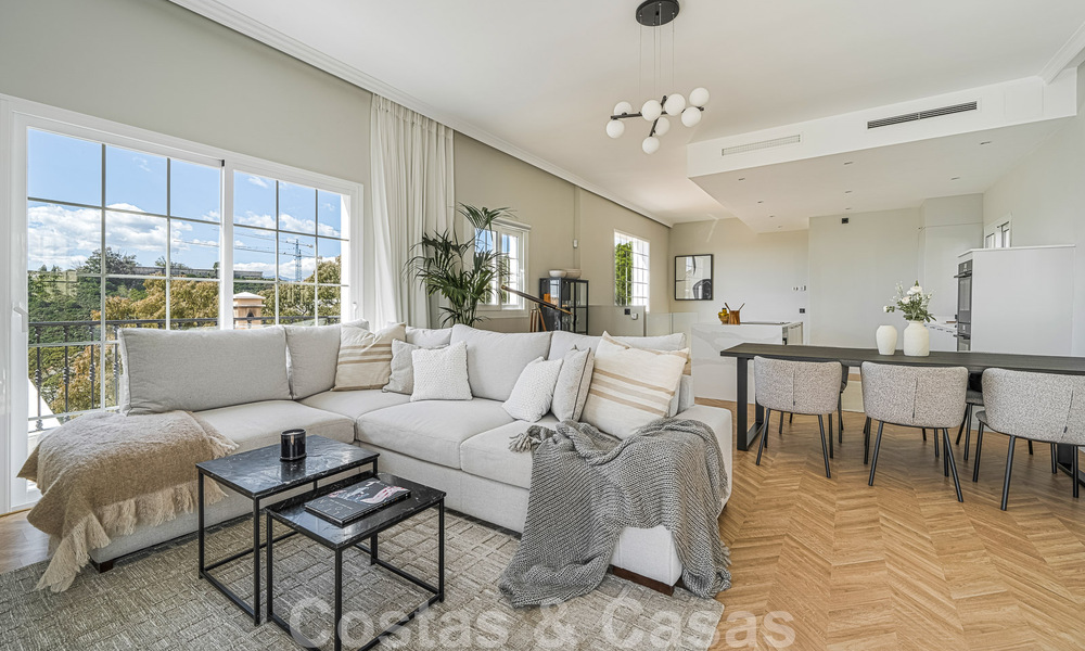 Villa recientemente renovada en venta, con vistas panorámicas al mar situada en la deseable Nueva Andalucia, Marbella 51341