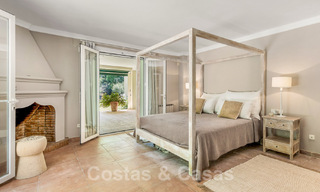 Villa en venta con arquitectura mediterránea y gran jardín situada cerca de San Pedro en Marbella - Benahavis 52517 