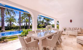 Villa andaluza en venta a poca distancia de la playa en la Nueva Milla de Oro entre Marbella y Estepona 53484 