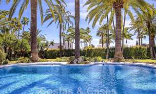 Villa andaluza en venta a poca distancia de la playa en la Nueva Milla de Oro entre Marbella y Estepona 53486 