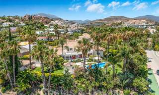 Villa mediterránea de lujo en venta con 6 dormitorios en un entorno privilegiado de golf en el valle de Nueva Andalucia, Marbella 53166 