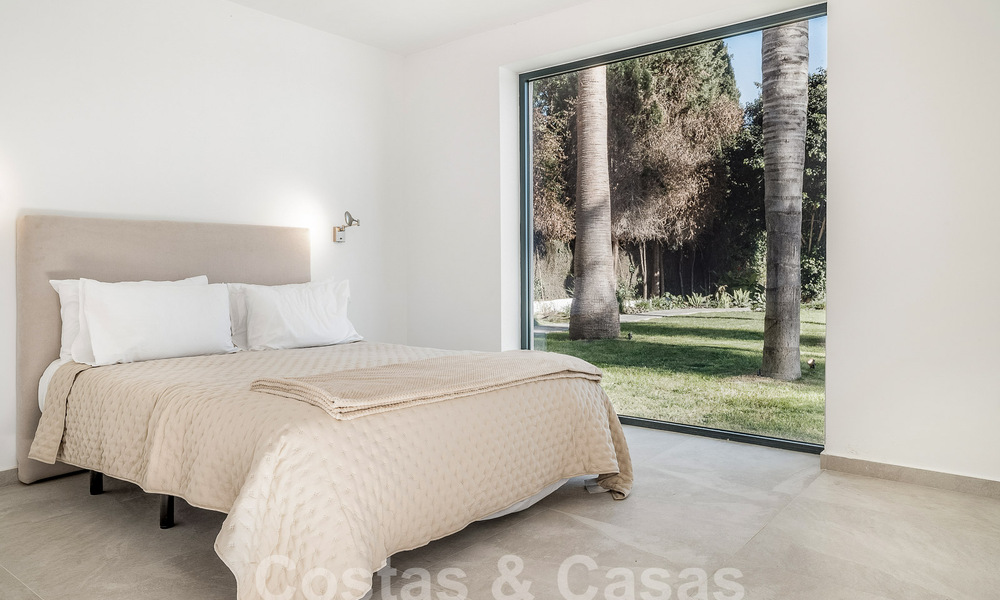 Villa mediterránea de lujo en venta con un toque modernista en Benahavis - Marbella 53098