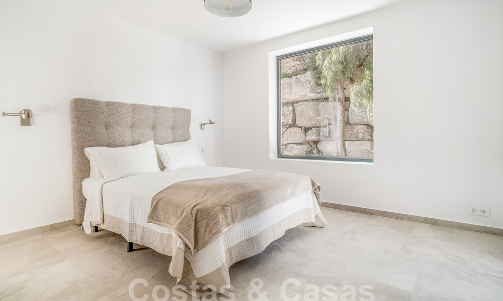 Villa mediterránea de lujo en venta con un toque modernista en Benahavis - Marbella 53103