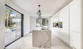 Villa mediterránea de lujo en venta con un toque modernista en Benahavis - Marbella 53106 