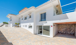 Villa de lujo en venta con amplias vistas al mar en las colinas de Mijas, Costa del Sol 54656 