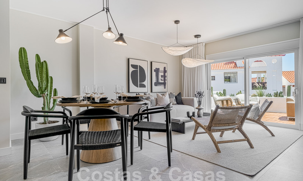 Lujoso apartamento reformado con 4 dormintorios en venta en la prestigiosa Nueva Andalucia, Marbella 54690