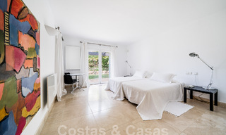 Villa de lujo en venta de estilo arquitectónico español en la prestigiosa urbanización cerrada de Cascada de Camojan, Marbella 54841 