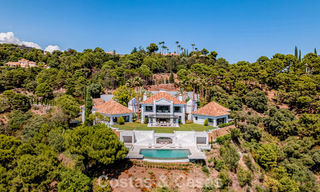 Villa de lujo en venta con vistas al mar, situada en la exuberante vegetación del exclusivo campo de golf La Zagaleta, Marbella - Benahavis 54053 