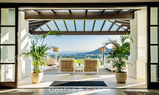 Villa de lujo en venta con vistas al mar, situada en la exuberante vegetación del exclusivo campo de golf La Zagaleta, Marbella - Benahavis 54090 