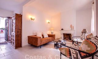 Bonita y pintoresca casa en venta inmersa en el encanto andaluz a un paso de la playa en Guadalmina Baja, Marbella 55393 