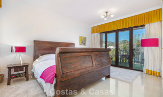 Prestigiosa villa de lujo en venta de estilo clásico español con vistas al mar en La Quinta en Marbella - Benahavis 56526 