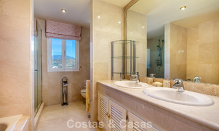 Prestigiosa villa de lujo en venta de estilo clásico español con vistas al mar en La Quinta en Marbella - Benahavis 56547 