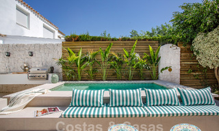 Preciosa casa adosada reformada en venta a un paso de la playa y de todos los servicios en San Pedro, Marbella 56863 