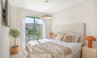 Preciosa casa adosada reformada en venta a un paso de la playa y de todos los servicios en San Pedro, Marbella 56878 