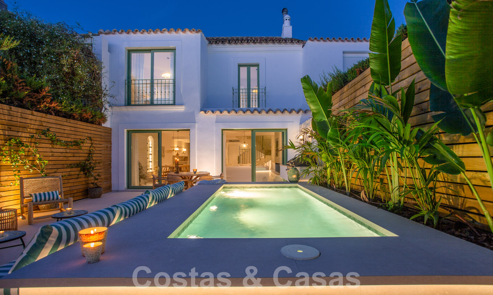 Preciosa casa adosada reformada en venta a un paso de la playa y de todos los servicios en San Pedro, Marbella 57899