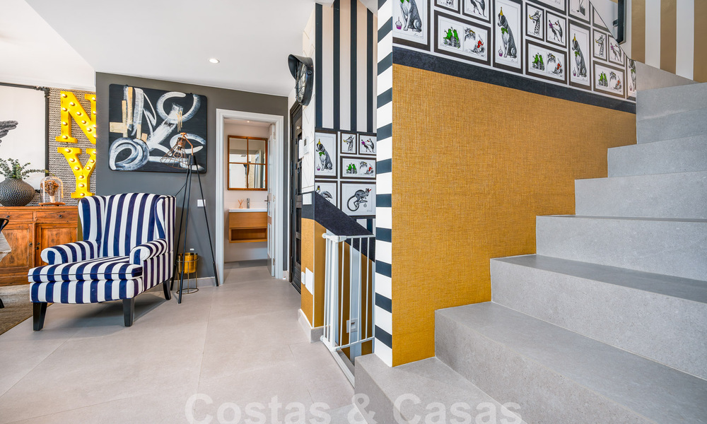Amplia casa con diseño interior único en venta en Nueva Andalucía, Marbella 57463
