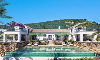 Nueva, mediterránea villa de lujo en venta con vistas panorámicas al golf y al mar en un resort de golf de 5 estrellas en la Costa del Sol 57788 