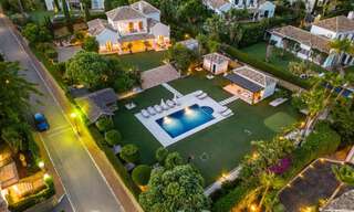 Encantadora villa de lujo en venta con un estilo arquitectónico tradicional, mediterráneo en la Nueva Milla de Oro entre Marbella y Estepona 57831 
