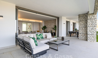 Apartamento nuevo con jardín y concepto innovador en venta en un gran complejo de naturaleza y golf en Marbella - Benahavis 58324 