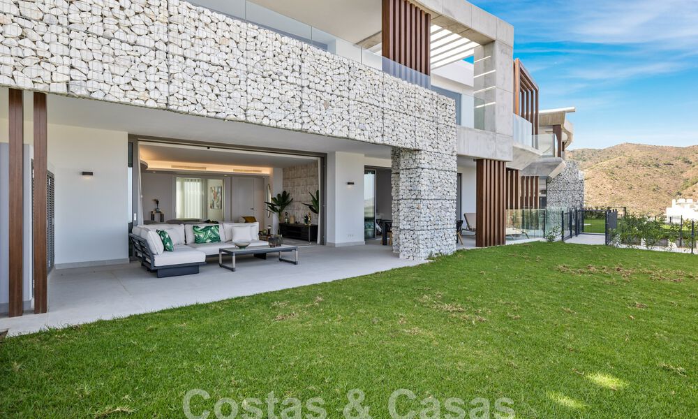 Apartamento nuevo con jardín y concepto innovador en venta en un gran complejo de naturaleza y golf en Marbella - Benahavis 58325