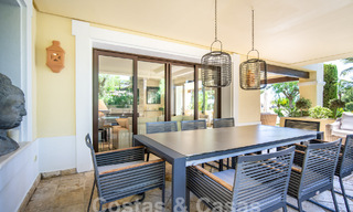 Lujoso apartamento en venta con piscina privada en complejo de alto standing en Nueva Andalucia, Marbella 58050 