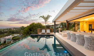 Prestigiosa y moderna villa de lujo en venta con impresionantes vistas al mar en urbanización cerrada en Marbella - Benahavis 58693 