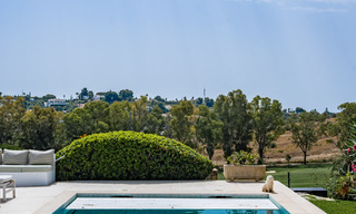 Villa de lujo andaluza con encanto atemporal en venta en primera línea de golf en Benahavis - Marbella 58832 