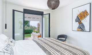 Villa de lujo andaluza con encanto atemporal en venta en primera línea de golf en Benahavis - Marbella 58846 