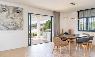 Villa de lujo andaluza con encanto atemporal en venta en primera línea de golf en Benahavis - Marbella 58856 