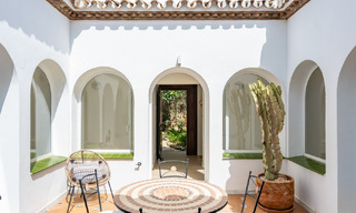 Villa de lujo andaluza con encanto atemporal en venta en primera línea de golf en Benahavis - Marbella 58862 