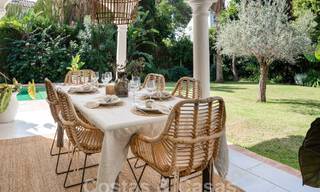 Villa tradicional de una sola planta en venta, cerca de la playa en la Nueva Milla de Oro, Marbella - Estepona 58882 