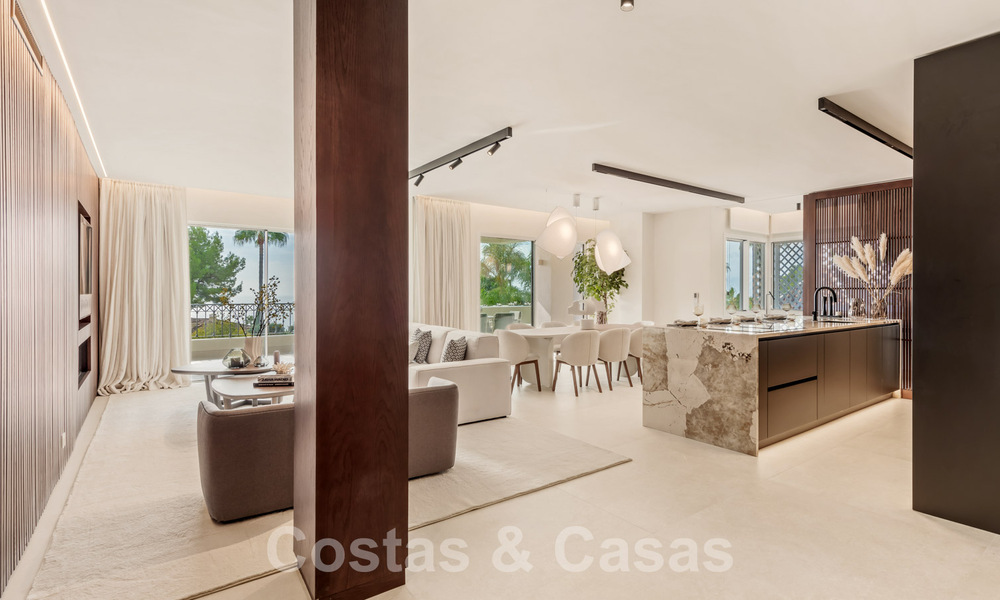 Amplio apartamento de lujo en venta con vistas panorámicas al mar en urbanización cerrada en la Milla de Oro, Marbella 59817