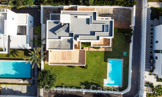 Villa a reformar con gran potencial en venta a pocos metros de la playa en una zona popular de Marbella Este 59713 