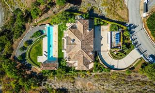 Majestuosa villa de lujo de estilo mediterráneo en venta con impresionantes vistas panorámicas al mar en Marbella - Benahavis 59833 