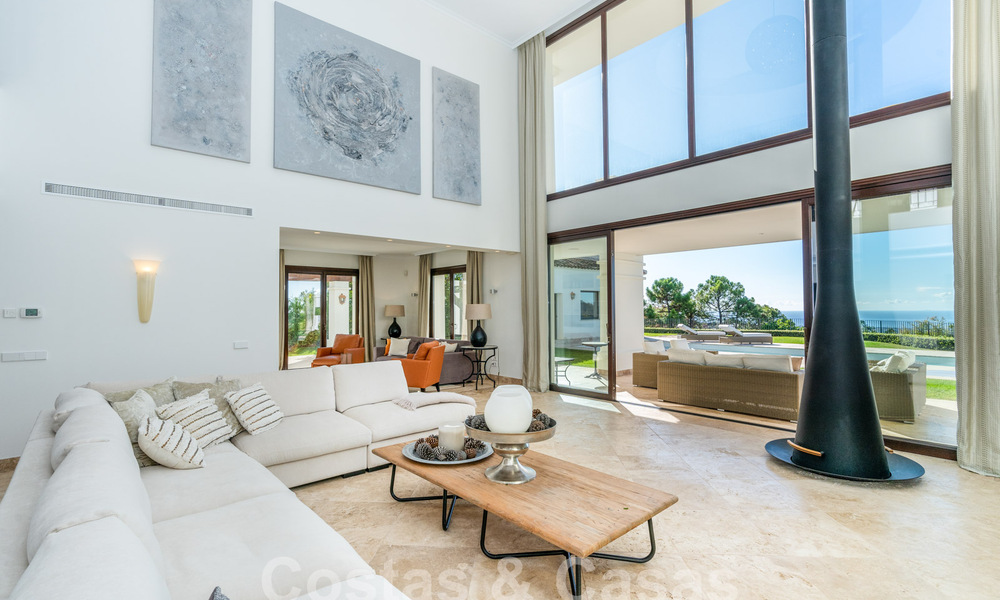 Majestuosa villa de lujo de estilo mediterráneo en venta con impresionantes vistas panorámicas al mar en Marbella - Benahavis 59871