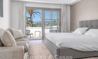 Villa de lujo de estilo contemporáneo andaluz en venta en un entorno de golf en Nueva Andalucia, Marbella 59919 