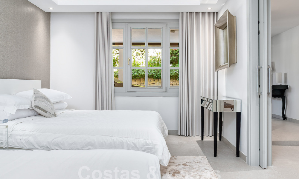 Villa de lujo de estilo contemporáneo andaluz en venta en un entorno de golf en Nueva Andalucia, Marbella 59924