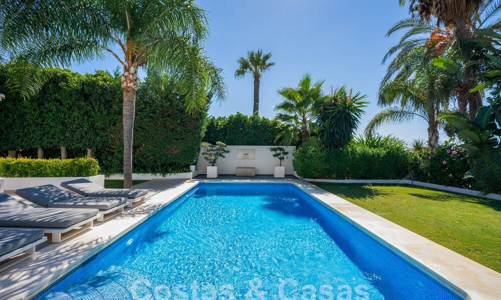 Villa de lujo de estilo contemporáneo andaluz en venta en un entorno de golf en Nueva Andalucia, Marbella 59941
